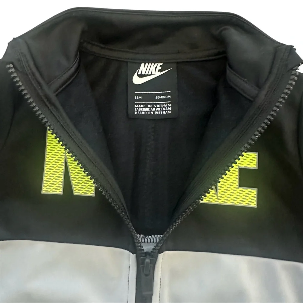 Nike Boys 2 Piece Track Jacket & Jogger Pants Set Boys Size 18 Months NWT